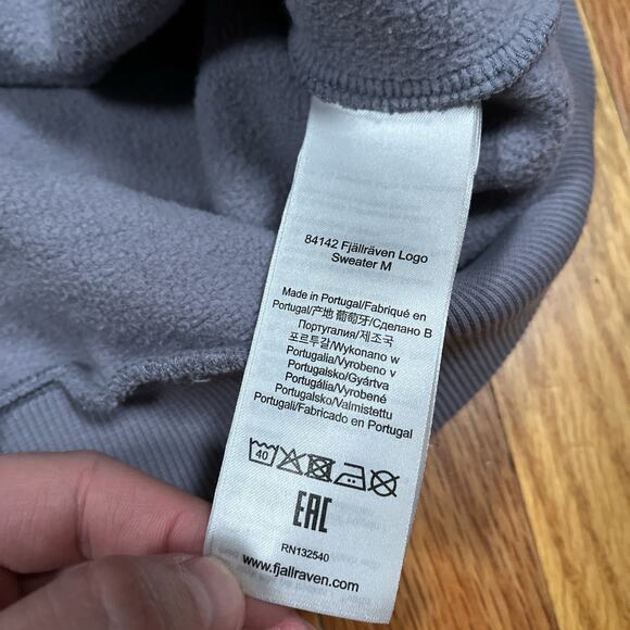 Fjallraven Logo Sweater Lavender Grey Spellout Pullover Casual Small - Picture 4 of 9
